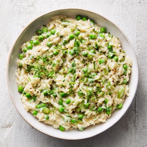 Creamy Parmesan Orzo Peas